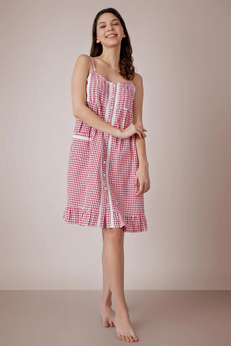 After Dark Betty, Red Dress