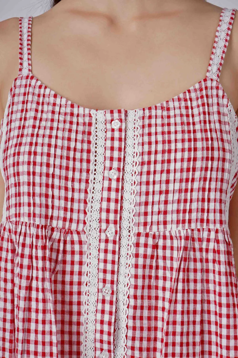 After Dark Betty, Red Dress