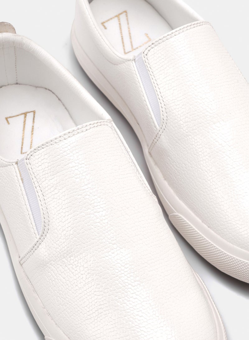 زيلدا حذاء رياضي برباط من الجلد الصناعي من زيلدا 022 للنساء - Image 2