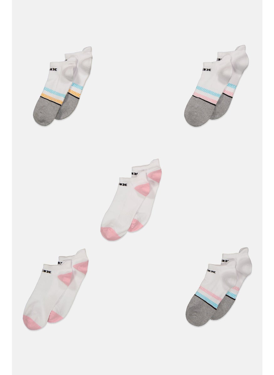 Women 5 Pairs Brand Logo Low Socks, White - pzsku/ZD53E5DF001A17F0B7AE6Z/45/_/1727187839/72dfa104-388d-4513-a044-28ff76c70663