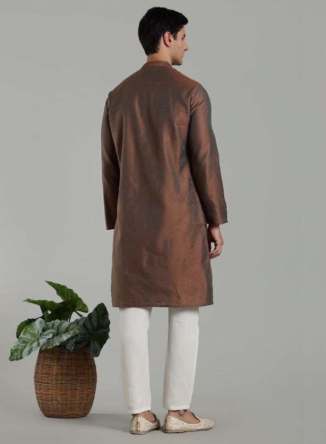 Abhishti Asymmetric Jacquard Kurta - Image 5
