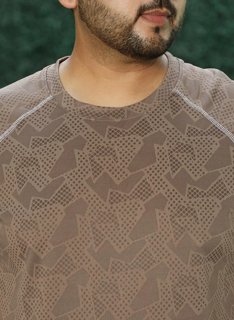 Instafab Plus Instafab Plus Men's Brown Abstract-Imprint Activewear T-Shirt For Casual Wear | Round Neck | Short Sleeves | Pull On Closure | Plus Size Jersey T-Shirt Crafted With Comfort Fit For Everyday Wear