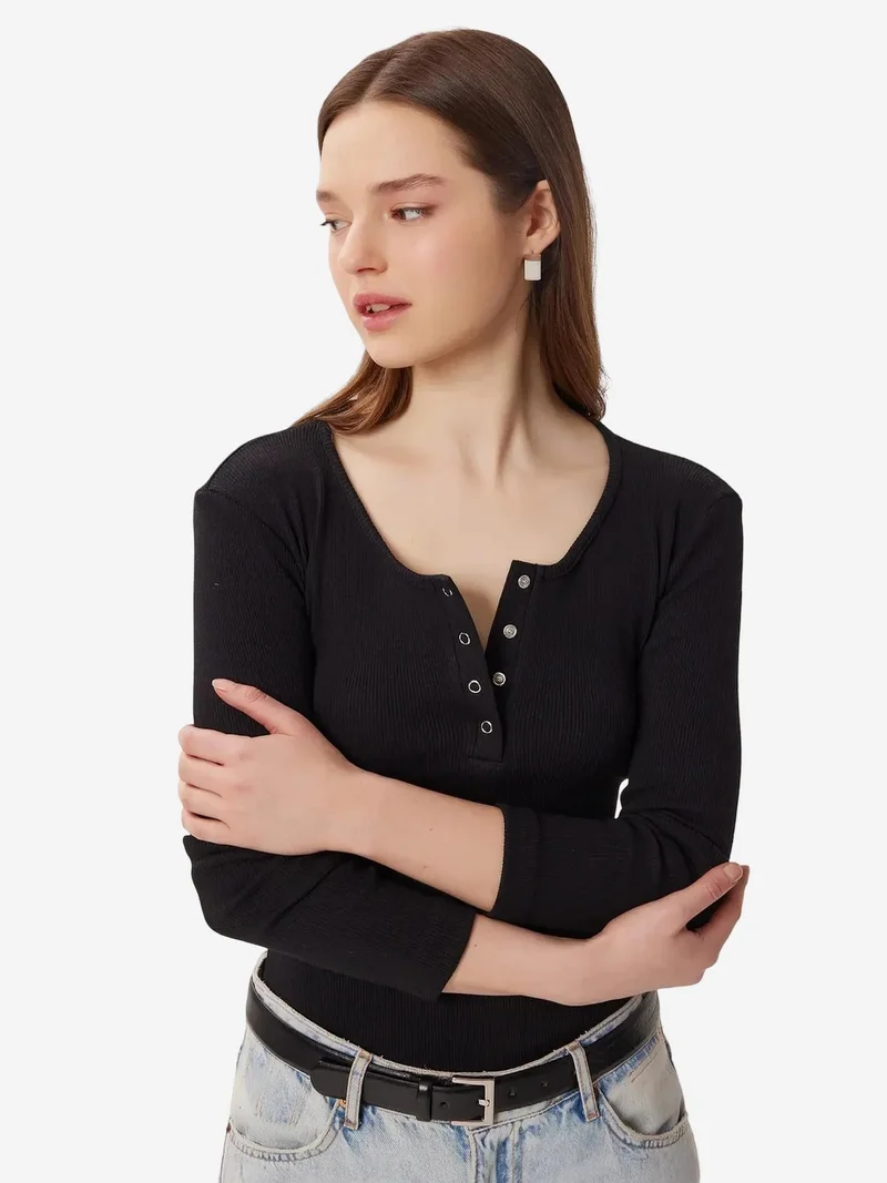 السعادة في إسطنبول ISTANBUL Slim Fit U Collar Long Sleeved Blouse
