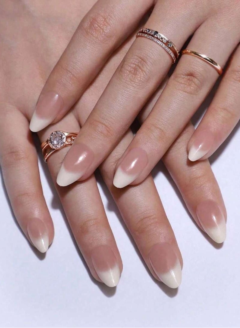 اظافر تركيب بتصميم لوزي تحتوي العلبه على 24 ظفر مع مبرد اظافر و صمغ - Image 1