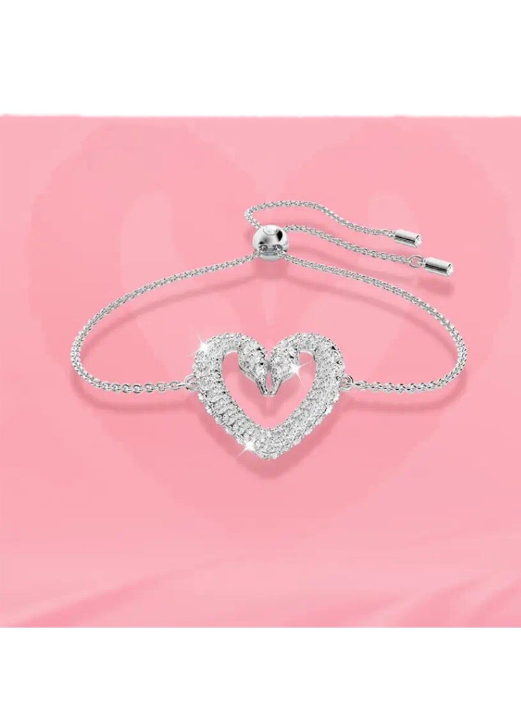 General - Una Heart Bracelet - Image 1