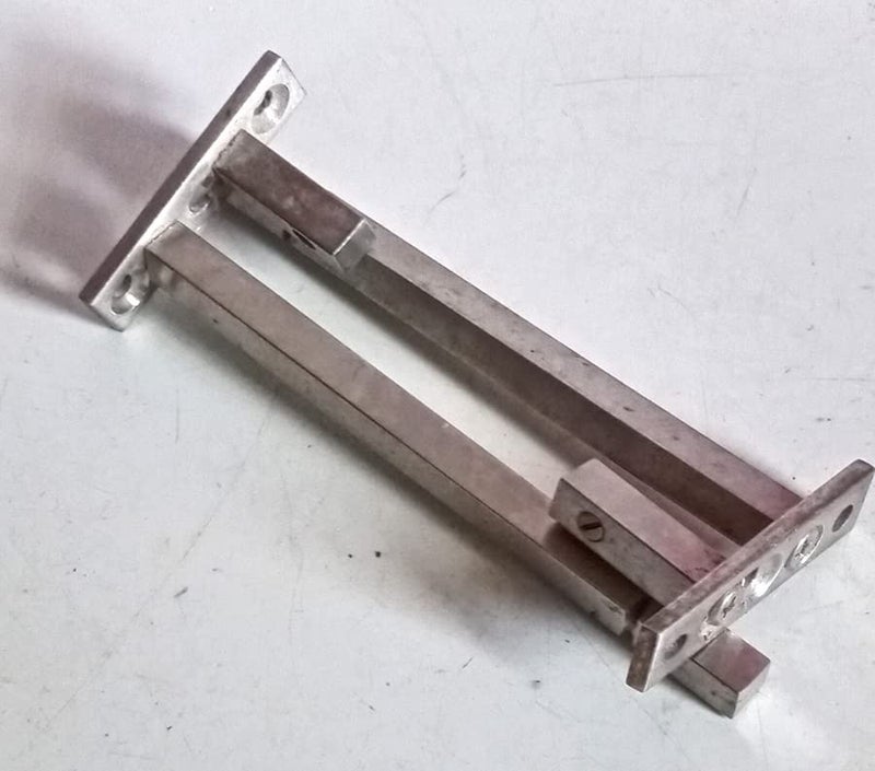 SS Glass F Bracket 6 inch 2 Pcs Square  - Image 2
