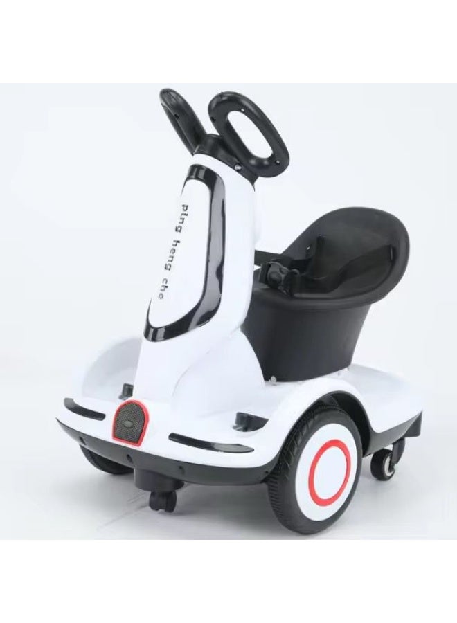 ستار كيدز سيارة أطفال كهربائية حديثة ومتطورة بتصميم مبتكر مع ريموت كنترول للأهل وحزام أمان لحماية الصغار، مزودة بإضاءات تفاعلية ملونة وأصوات موسيقية شيقة لتجربة قيادة ممتعة وآمنة تساعد على تنمية مهارات الطفل الحركية وتعزز شعوره بالمرح والاستقلالية داخل المنزل وخارجه - Image 2