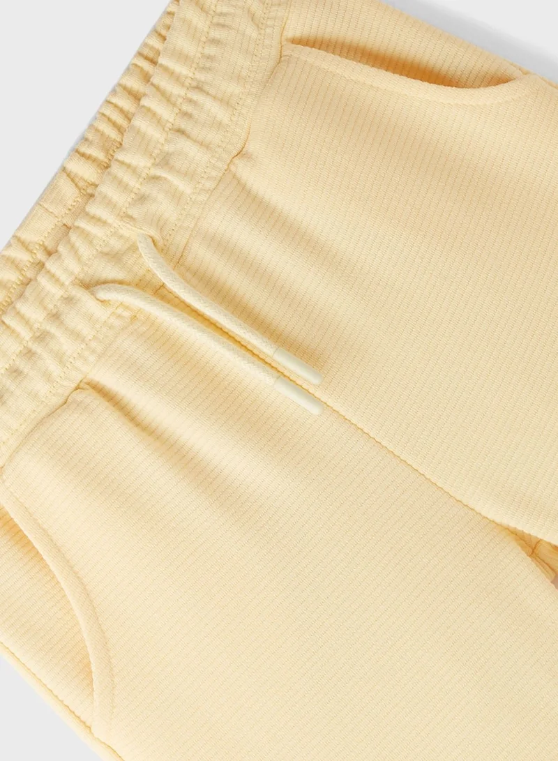 جون Textured Shorts