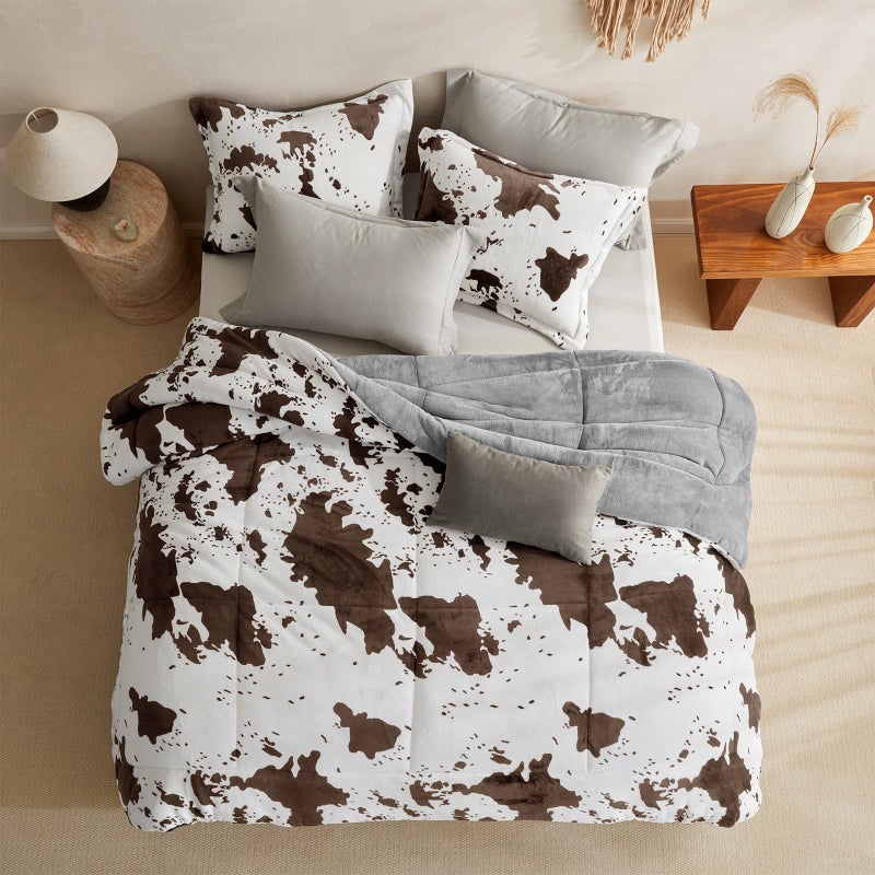 Petrichor Velvet Flannel King Comforter Set- Cow Print Western Style Blanket,Luxury Fuzzy Heavy Bedding Set, 3 Pieces Plush Winter Bed Set with Comforter (90"x104") & 2 Pillow Shams (20"x36" - Image 3