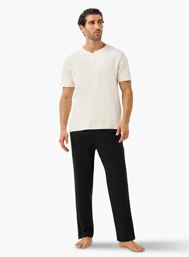 سبلاش فيڤ Textured Henley Collar T-shirt and Pyjama Set