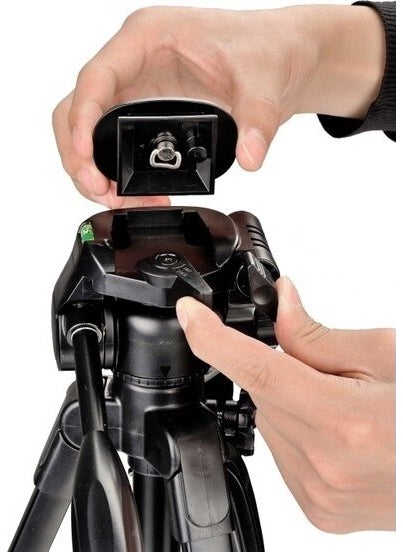 Digipod Rekor TR-462 157 cm Professional Tripod + Bag  - Image 4