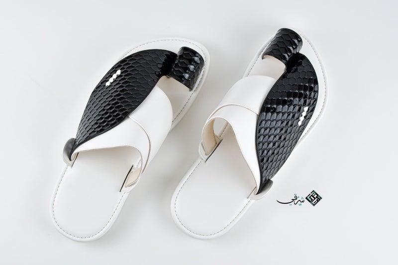 Eastern Sandal Zubairiya Naal | Made in Saudi Arabia | Black and White Sirbal - Image 3