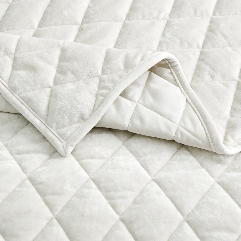 Fredsure Distressed Velvet Quilt Set, 3 Pieces Light Ivory King, Distressed Velvet Face and Brushed Microfiber Reverse with Diamond Quilting - Image 4