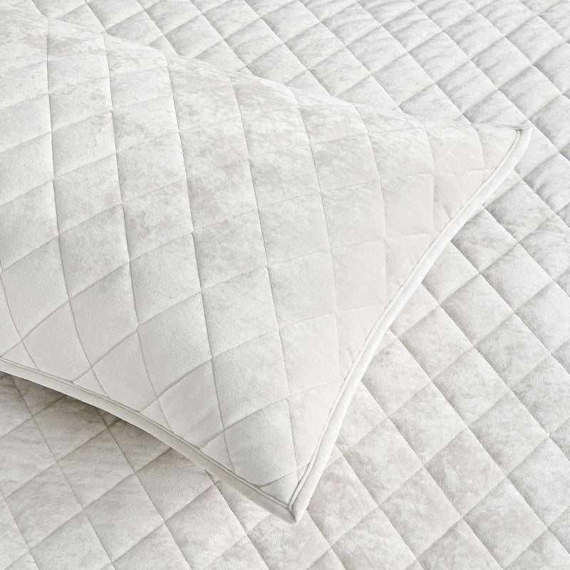 Fredsure Distressed Velvet Quilt Set, 3 Pieces Light Ivory King, Distressed Velvet Face and Brushed Microfiber Reverse with Diamond Quilting - Image 5