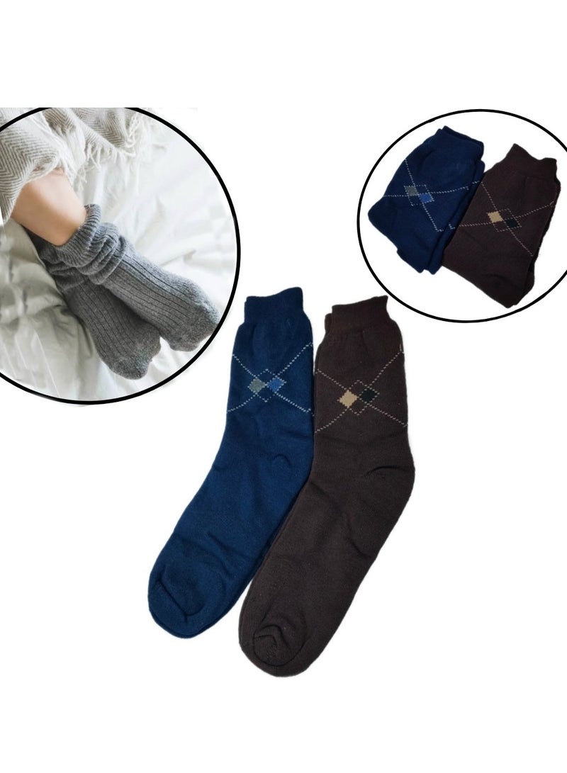 2 Pairs of socks, The warmest socks for cold feet: Heat up your winter adventure  - Image 1