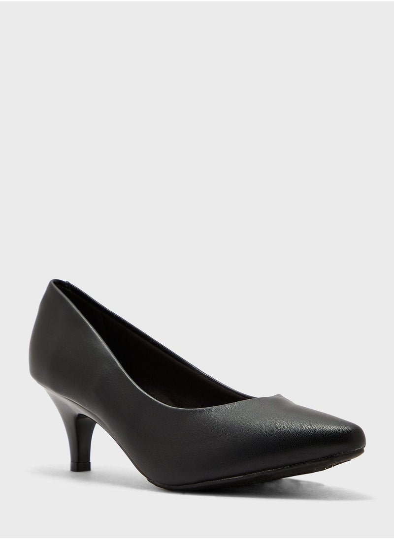 Beira Rio Kalani Pointed Toe Mid Heel Pumps  - Image 2