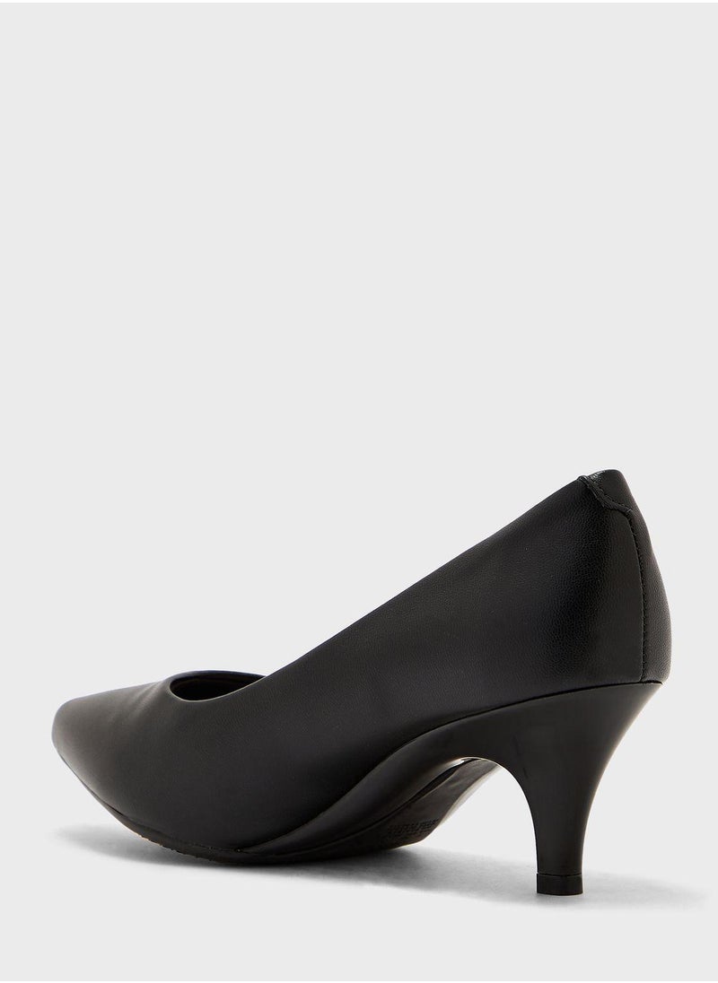 Beira Rio Kalani Pointed Toe Mid Heel Pumps  - Image 3