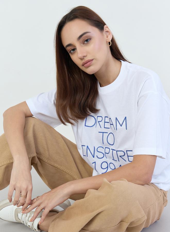 Styli White Oversized Slogan Print T-Shirt - Image 1