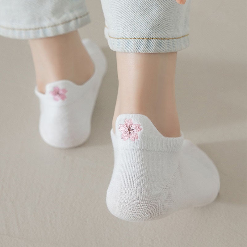 Embroidered White Socks Womens Short Socks Spring and Autumn Four Seasons Thin Japanese Style Cute Shallow Top Boat Socks Student Socks ins Trendy Bees  - Image 5