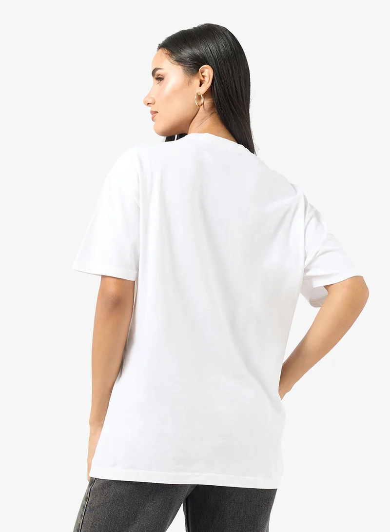 Ginger Crew Neck Holiday Graphic T-Shirt