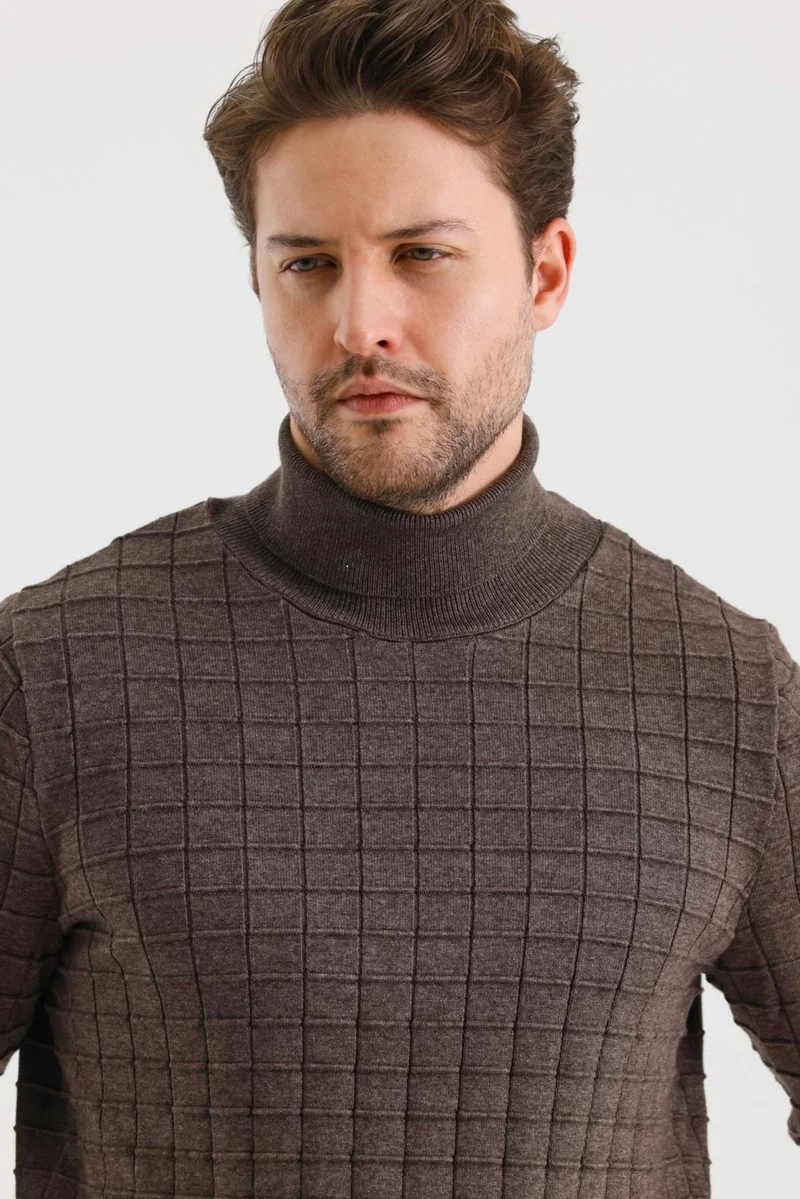 الكسندر جاردي Alexandergardi Turtleneck Plain Color Plaid Regular Fit Knitwear Sweater (E24-EZE-23)
