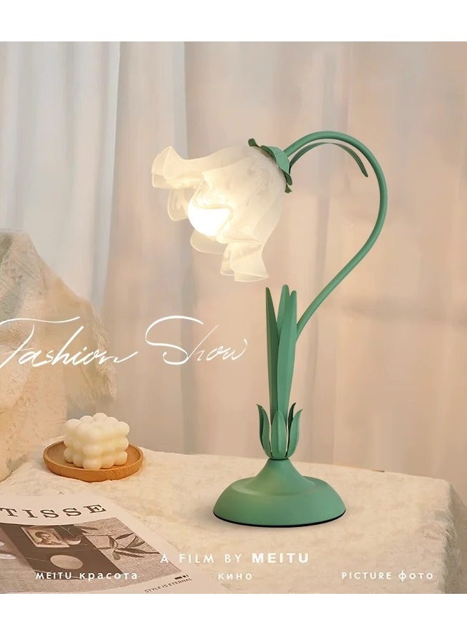 EBMINI Vintage Bedhead Atmosphere Lily Flower Desk Lamp  - Image 2