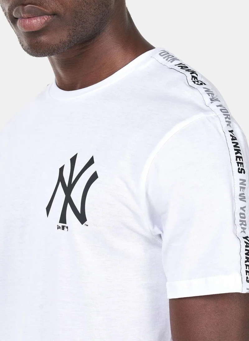 NEW ERA White Men's MLB New York Yankees T-Shirt for Men | Best Price UAE