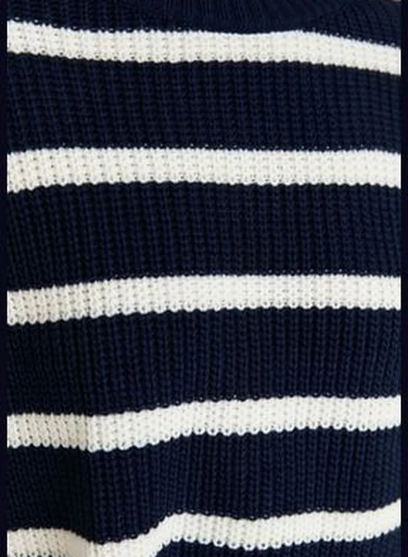 trendyol Navy Blue Crop Basic Striped Knitwear Sweater TWOAW23KZ00390