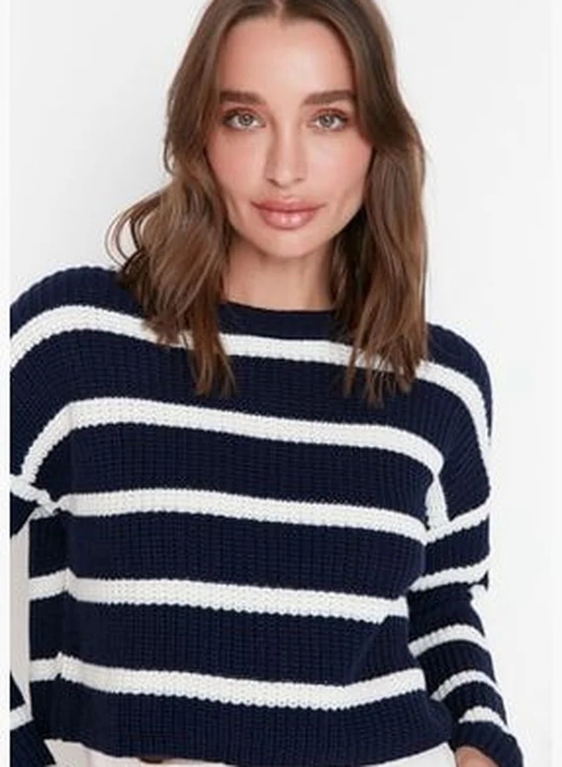 trendyol Navy Blue Crop Basic Striped Knitwear Sweater TWOAW23KZ00390