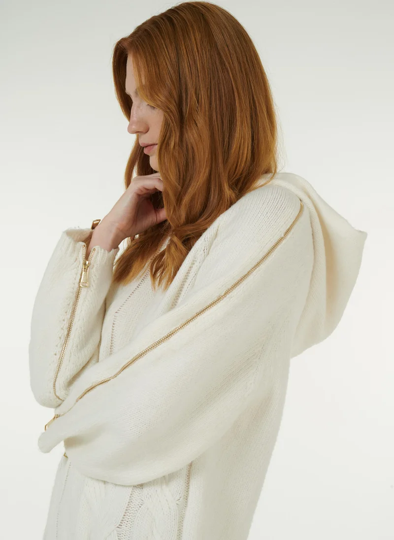 ليم قفطان موصول بقبعة