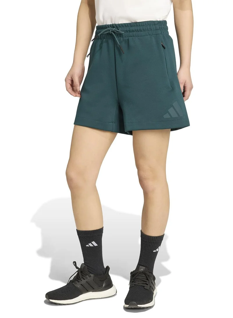 اديداس شورتات نسائية قصيرة خضراء