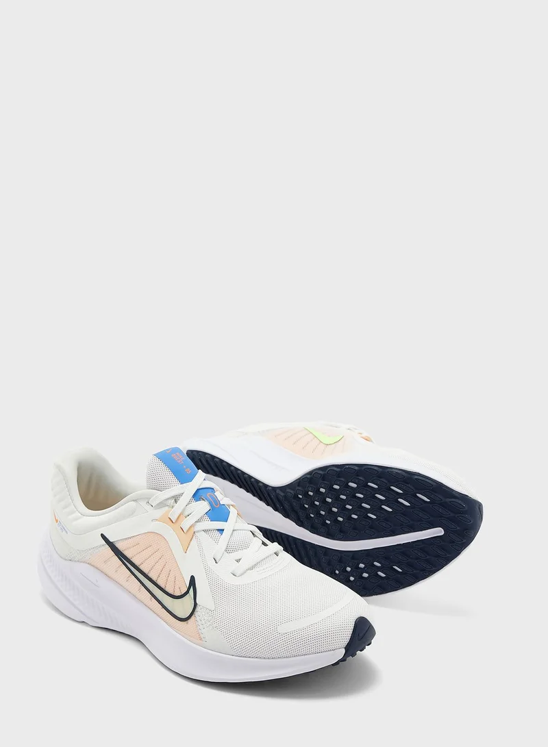 Nike Quest 5