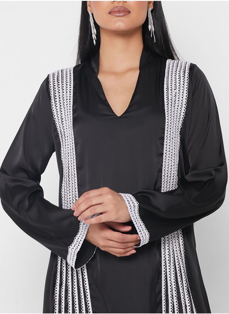 SIVVI for HANIYA - Contrast Crochet Overlay Abaya - Image 1