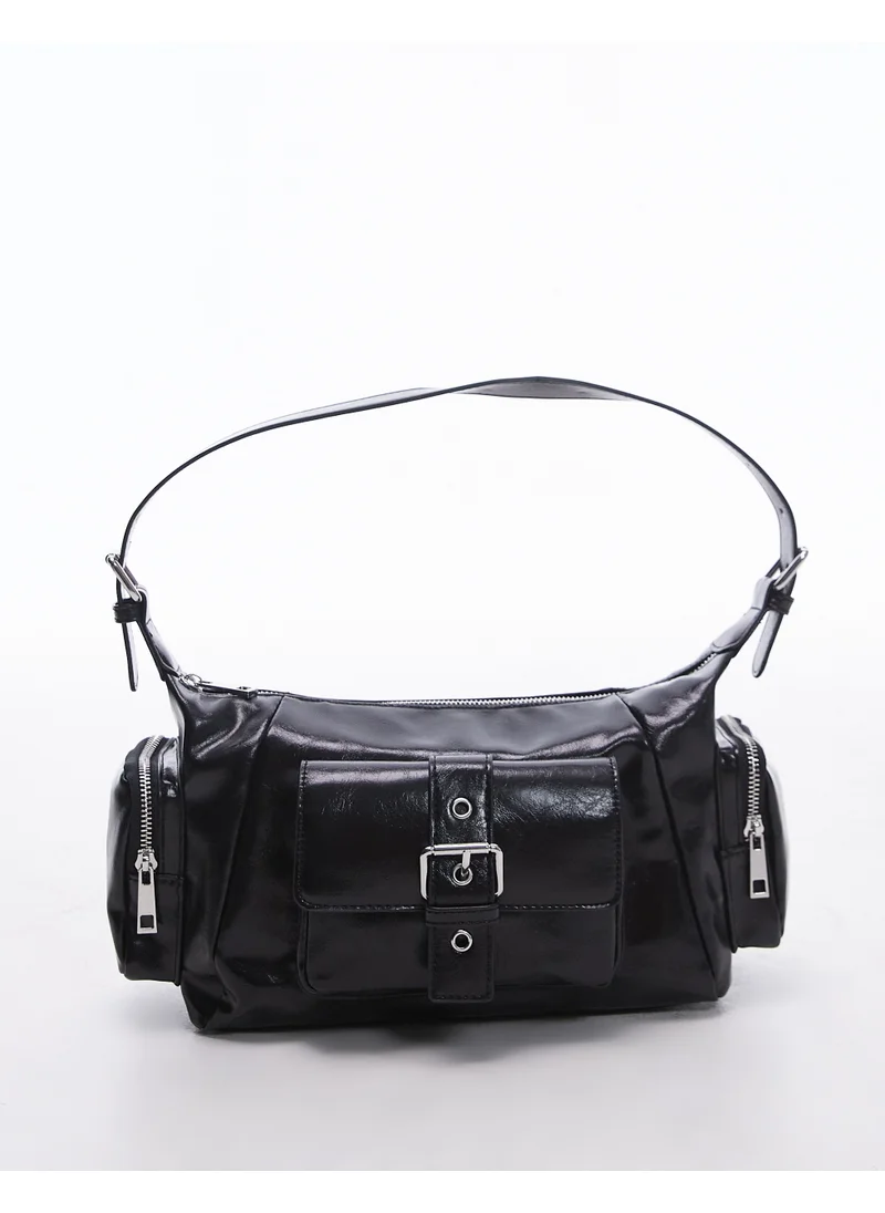 توب شوب Saskia Pocket Detailed  Zip Through Hobo