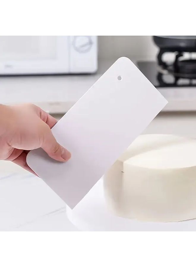 1pc Creamy White Lightweight Plastic Cake Spatula For Smooth Icing Pastry Baking Kitchen - Image 1