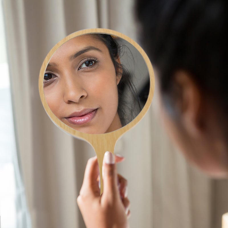 Cute Handheld Mirror, Compact and Lightweight for Travel and Purse, Durable Handle Design - Image 4