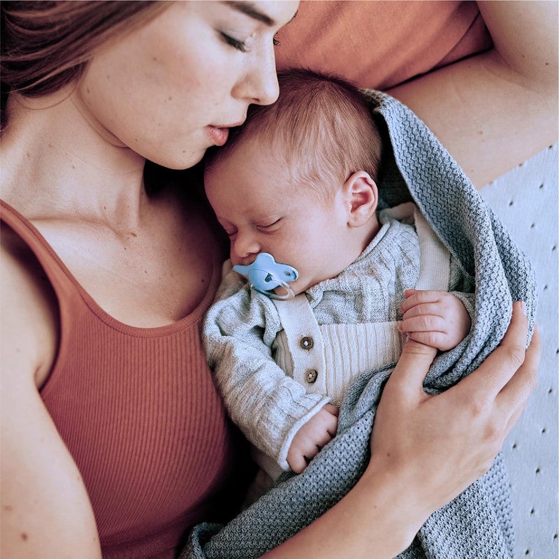 Suavinex, Pack of 2 Pacifiers for Babies 6/18 Months, with Physiological Silicone Teat SX Pro Symmetrical, Flat and Flexible, Respects Oral Development, Wild&Free Blue - Image 3