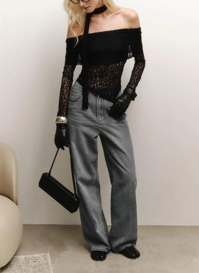 Lichi Lace top with open shoulders and neck ribbon