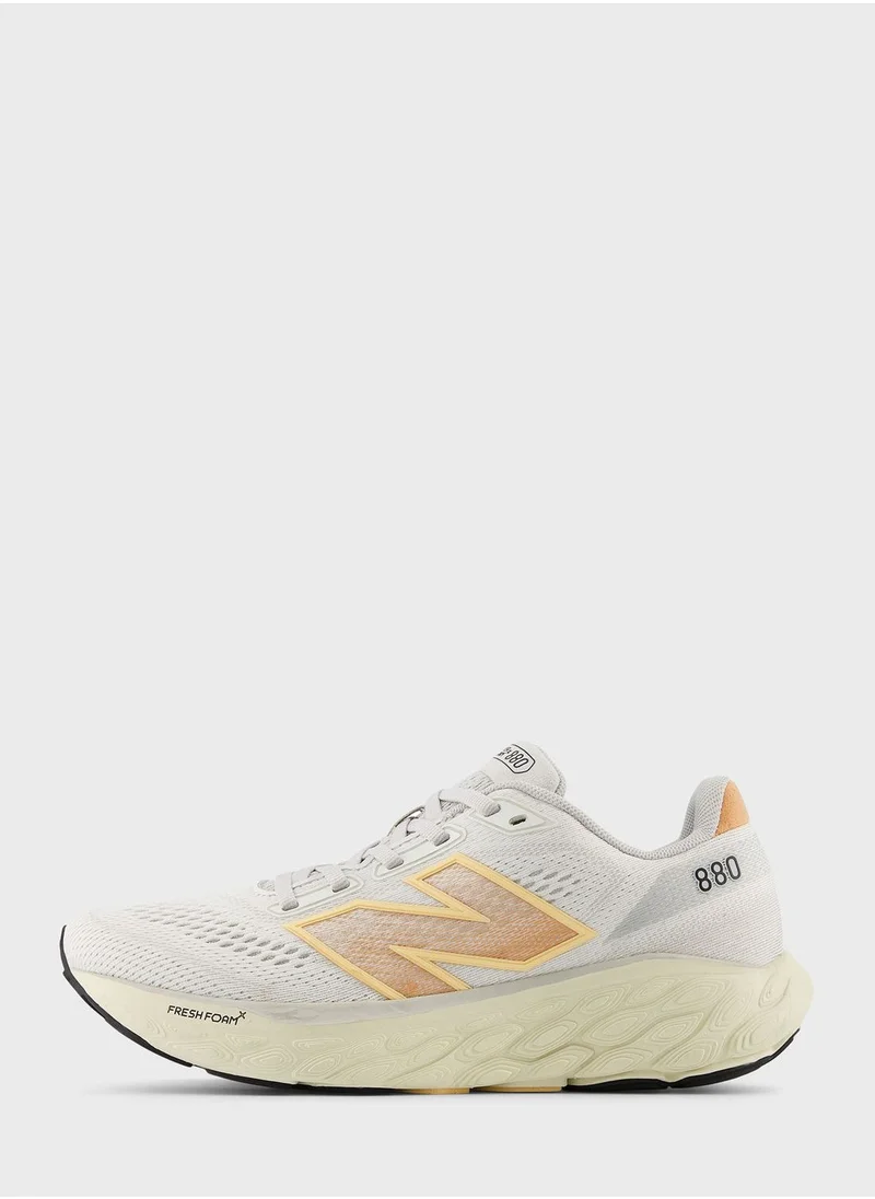 New Balance 880 Sports Shoes