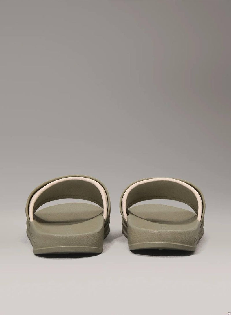 كالفن كلاين جينز شبشب مزين بشعار كلفن كلاين - Image 4