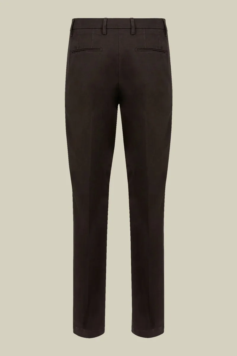 Doppelganger Men's classic twill chinos in a perfect fit - DK Brown