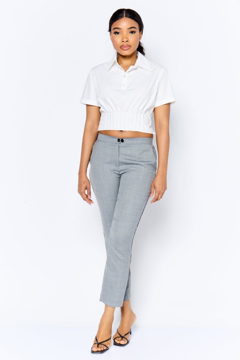 STEVE MADDEN بلوزة نسائية بأكمام قصيرة وياقة مفتوحة، بيضاء - Image 2