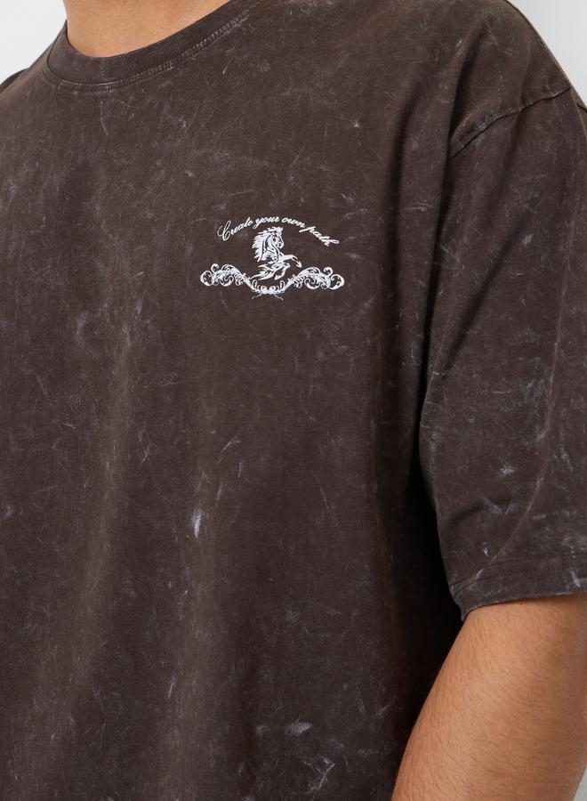 Styli Men Brown Acid Wash Graphic Print Oversized T-Shirt - Image 3