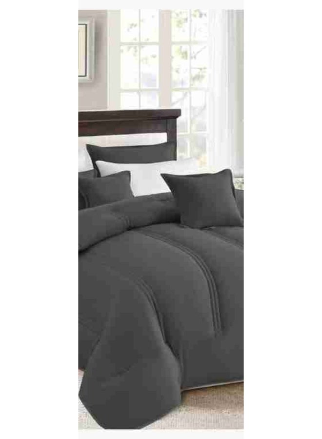 مارك مفرش نفرين ذو طابع وجهين فخم ملكي من خامه المايكروفايبر مقاس 1-لحاف 240*260سم، 1-شرشف   200*200 سم، 4-بيت مخده 50*75سم، 2- بيت مخده مربع 45*45سم. - Image 3