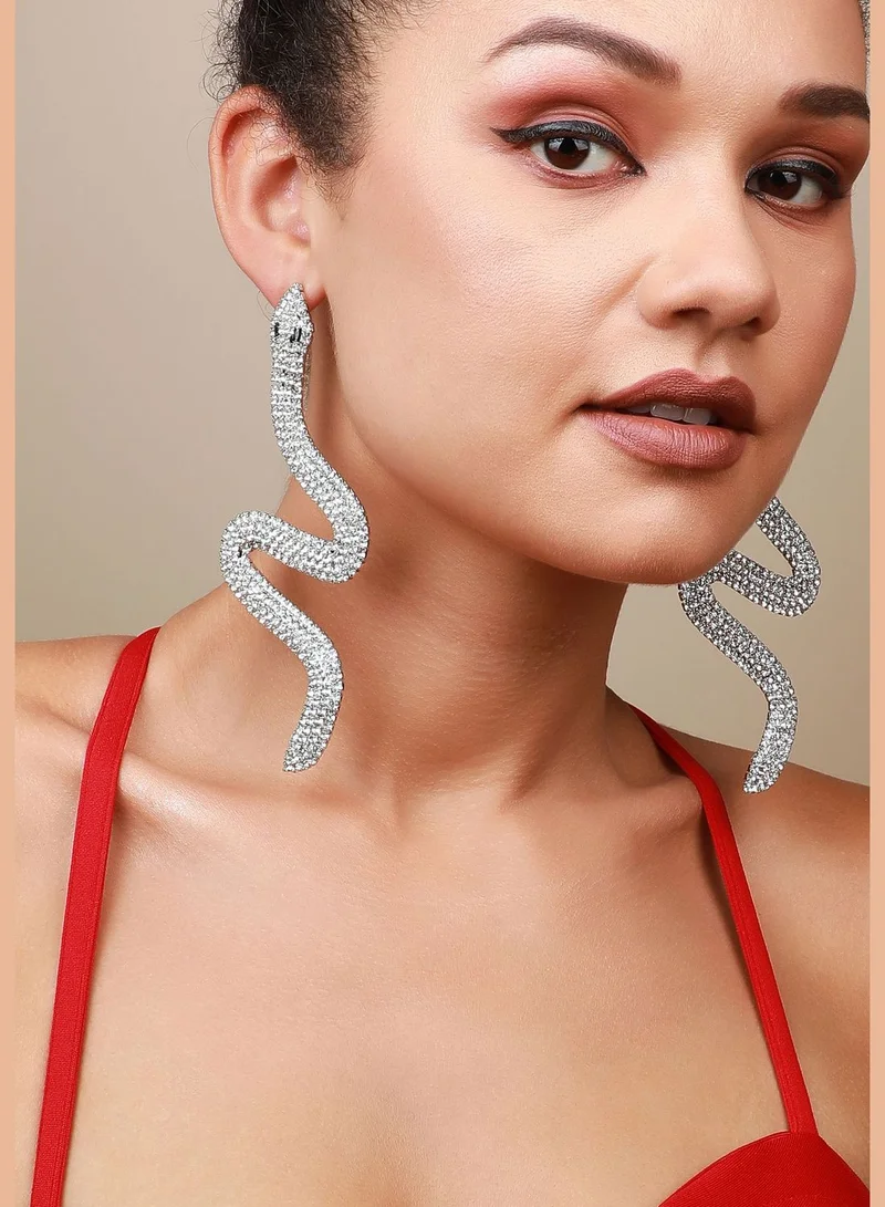 SOHI Silver Plated Designer Stone Western Wear Drop Earring For Women