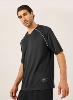 Styli Graphic Print Mesh Oversized T-Shirt  - Image 4