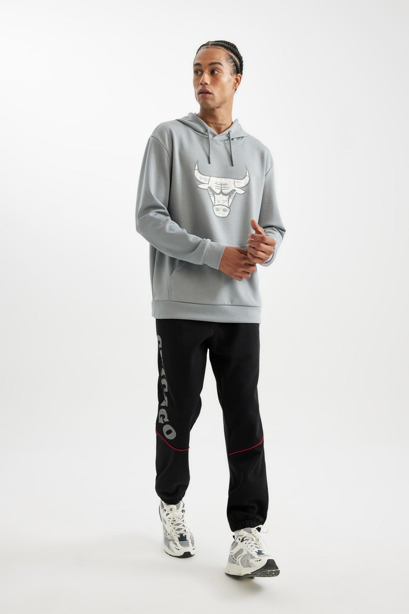 ديفاكتو بنطال رياضي رياضي بقصّة عادية من DeFactoFit NBA Chicago Bulls  - Image 4