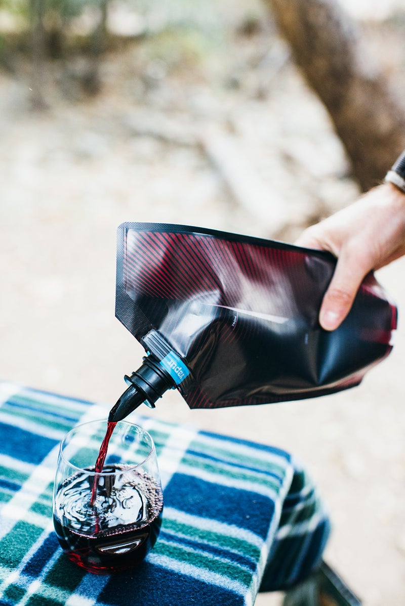 Vapur Collapsible Portable Wine Kit, Contains Discrete, Foldable 25 Ounce Wine Carrier With Pour Spout and 2 Lightweight, Shatterproof Wine Glasses, Maroon - Image 5