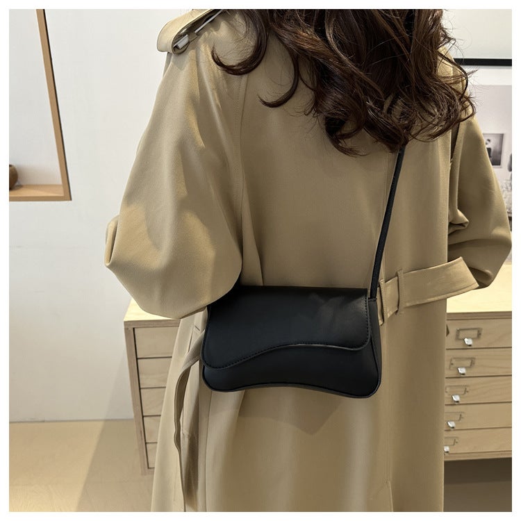French Style Personalized Trendy Underarm Bag Women'S Fashionable Shoulder Crossbody Western Style Commuter Small Square Bag - Image 4