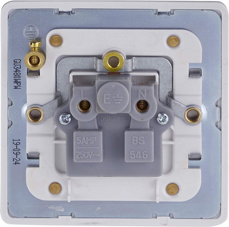 Schneider Electric Ultimate Screwless Flat Plate Unswitched Socket - Image 4